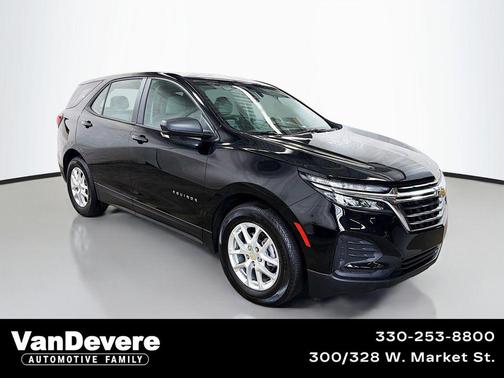 Mosaic Black Metallic 2024 Chevrolet Equinox LS
