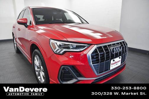 2024 Audi Q3 Premium 45 TFSI S line quattro Tiptronic