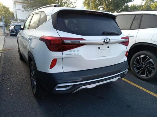 2021 Kia Seltos S