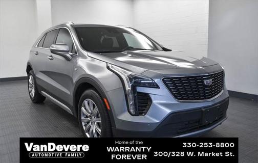 2023 Cadillac XT4 Premium Luxury