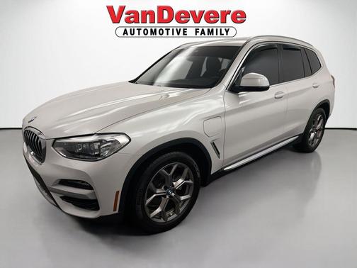Mineral White Metallic 2021 BMW X3 PHEV xDrive30e