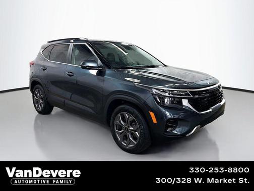 Gravity Gray 2024 Kia Seltos S