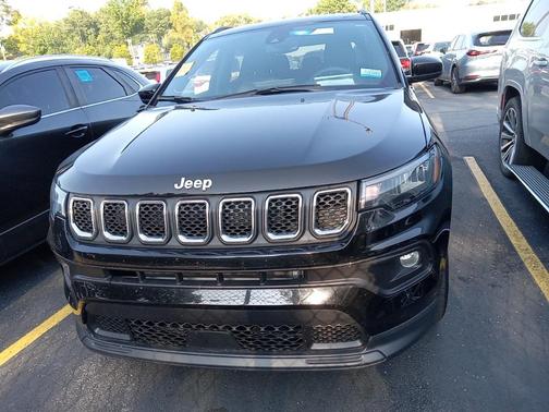 2023 Jeep Compass Latitude