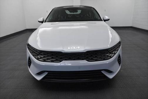 2022 Kia K5 EX