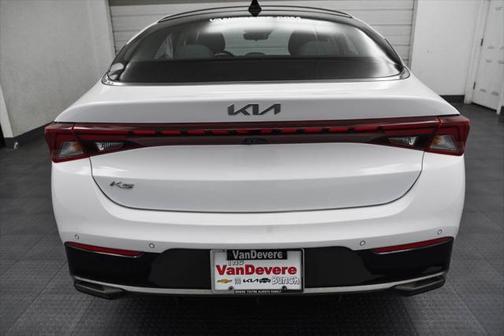 2022 Kia K5 EX