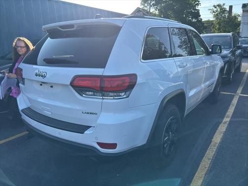 2020 Jeep Grand Cherokee Laredo