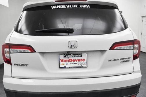 2021 Honda Pilot AWD Black Edition