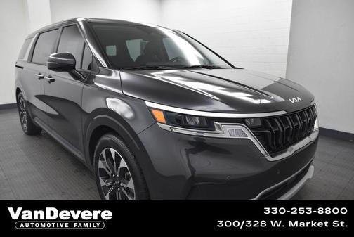 2023 Kia Carnival EX