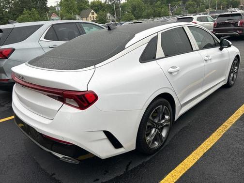 2023 Kia K5 EX