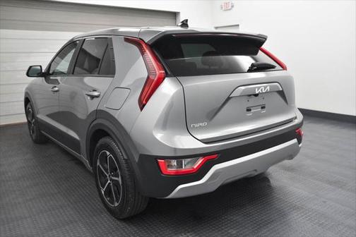2023 Kia Niro LX