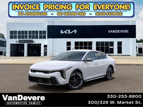 Snow White Pearl 2026 Kia K4 GT-Line