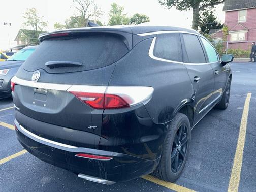 2024 Buick Enclave Essence AWD