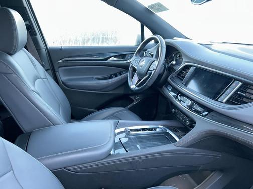 2024 Buick Enclave Essence AWD
