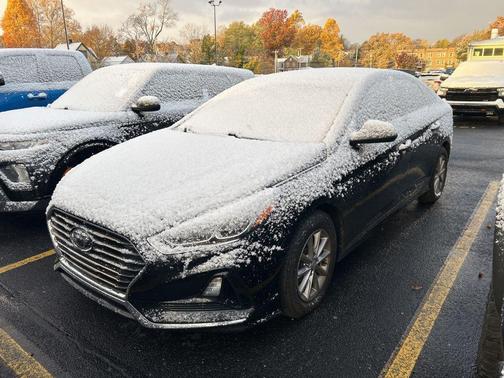 2018 Hyundai SONATA SE