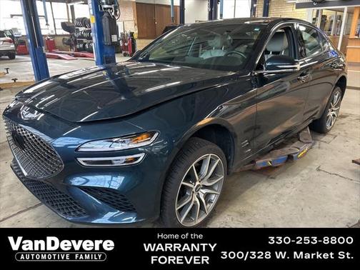 2022 Genesis G70 2.0T AWD