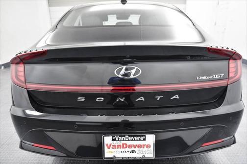 2022 Hyundai SONATA Limited