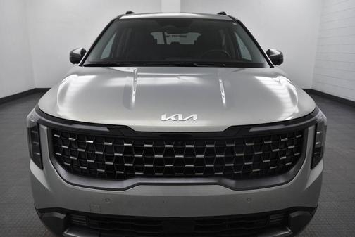 2025 Kia Carnival SX