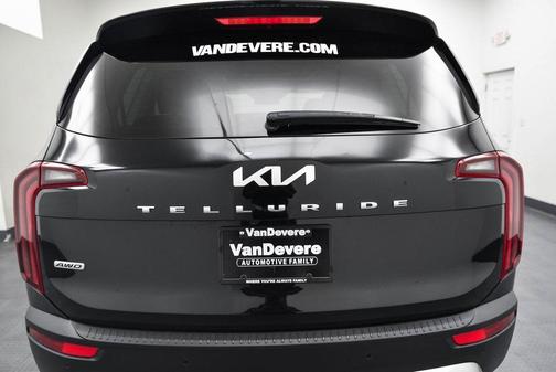 2022 Kia Telluride S