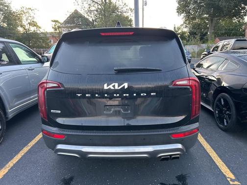 2022 Kia Telluride S