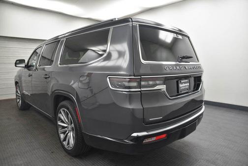 2023 Jeep Grand Wagoneer L Series II 4x4