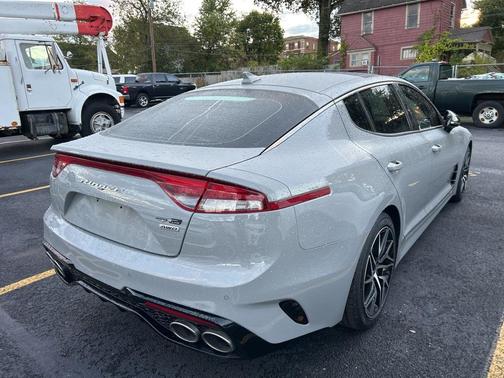 2022 Kia Stinger GT-Line