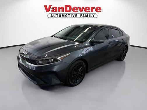 Gravity Gray 2023 Kia Forte LXS