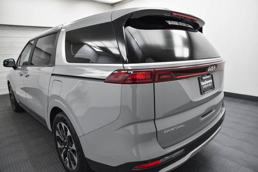 2023 Kia Carnival EX