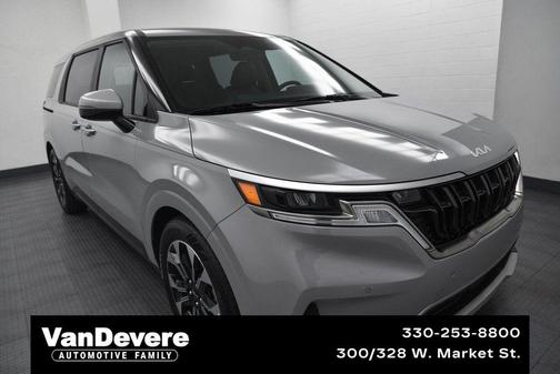 2023 Kia Carnival EX