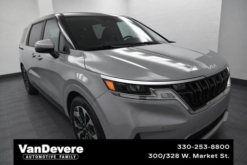 2023 Kia Carnival EX