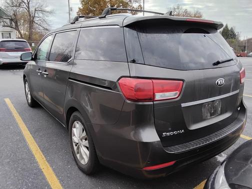 2017 Kia Sedona EX