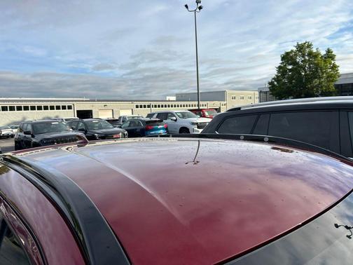Scarlet Ember Tintcoat 2023 Nissan Kicks SR