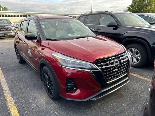 Scarlet Ember Tintcoat 2023 Nissan Kicks SR