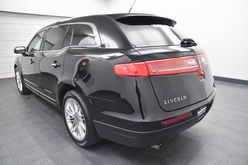 2019 Lincoln MKT Standard