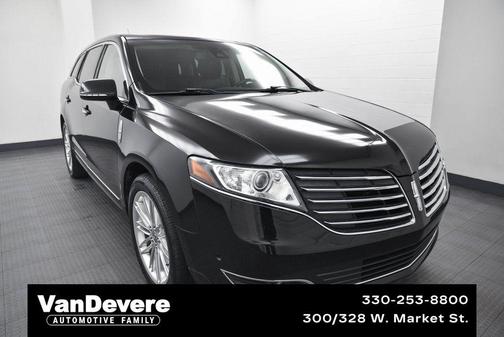 2019 Lincoln MKT Standard