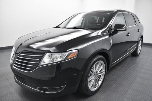 2019 Lincoln MKT Standard