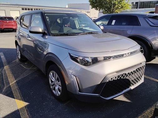 Steel Gray 2024 Kia Soul LX