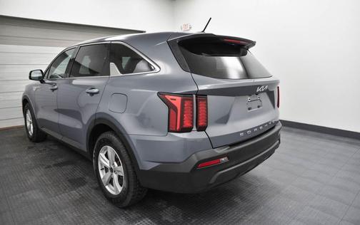 2022 Kia Sorento LX