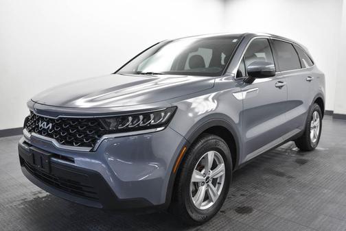 2022 Kia Sorento LX