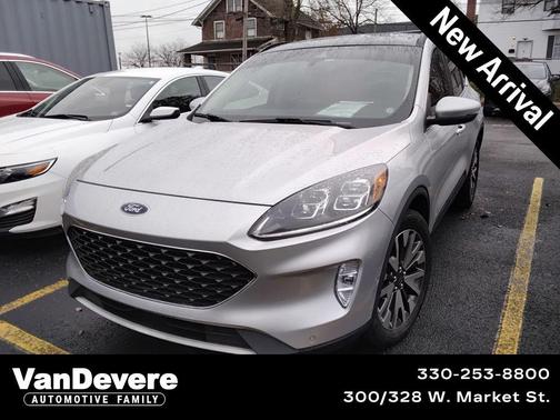 2020 Ford Escape Titanium