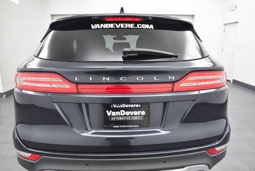 2015 Lincoln MKC Base