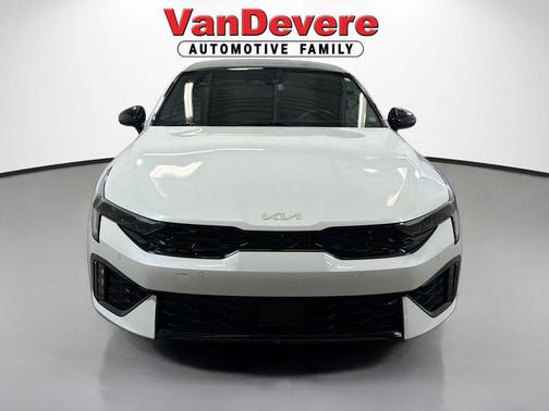 Snow White Pearl 2025 Kia K5 GT