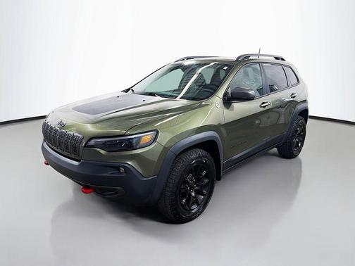Olive Green Pearlcoat 2019 Jeep Cherokee Trailhawk