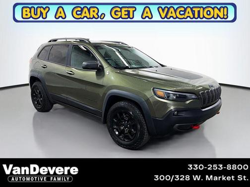 Olive Green Pearlcoat 2019 Jeep Cherokee Trailhawk