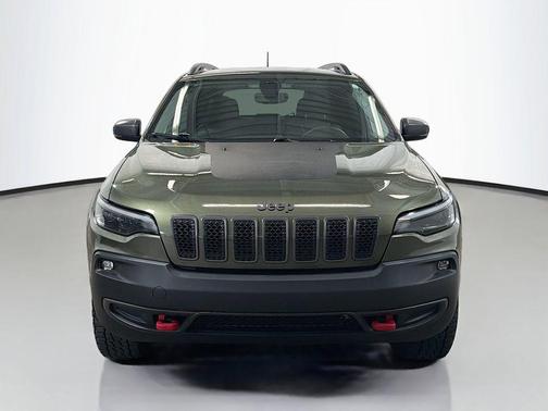 Olive Green Pearlcoat 2019 Jeep Cherokee Trailhawk
