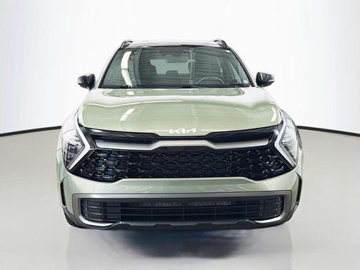 Jungle Green 2024 Kia Sportage X-Line