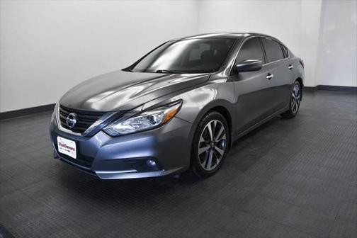 2016 Nissan Altima 2.5 SR