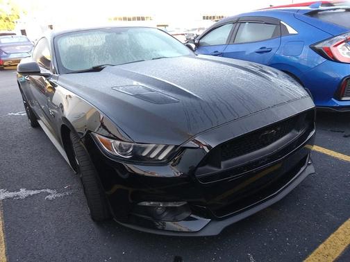 2017 Ford Mustang GT
