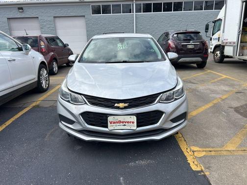 2017 Chevrolet Cruze LS