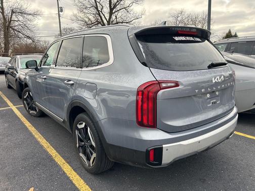 2024 Kia Telluride S