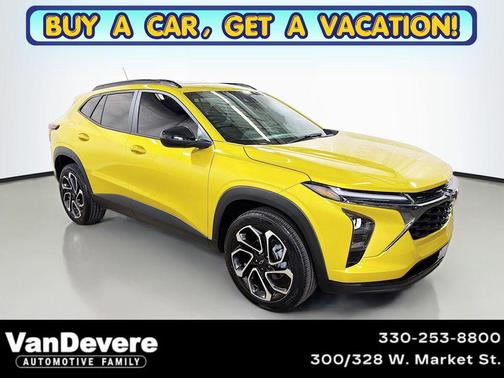 Nitro Yellow Metallic 2024 Chevrolet Trax FWD 2RS